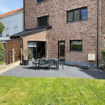 Appartement Aux Platanes - Duplex Neuf En Rez De Jardin *