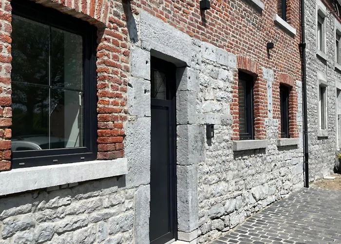 Appartement Aux Platanes - Duplex Neuf En Rez De Jardin